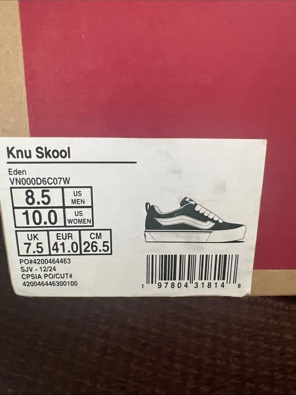Vans - Picture 7 of 10